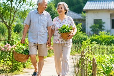 Không lương hưu, cặp vợ chồng U70 vẫn sống thảnh thơi nhờ một quyết định táo bạo ở tuổi 60