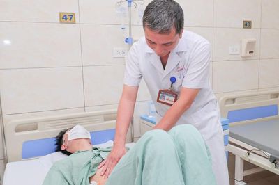 Đau bụng vùng hố chậu phải kéo dài 1 tuần, nam thanh niên bất ngờ được phát hiện viêm ruột thừa vỡ