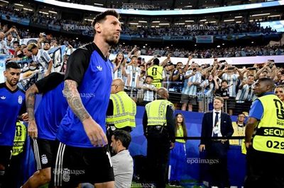 Messi và Ronaldo chỉ còn 180 phút để gặp nhau lần cuối