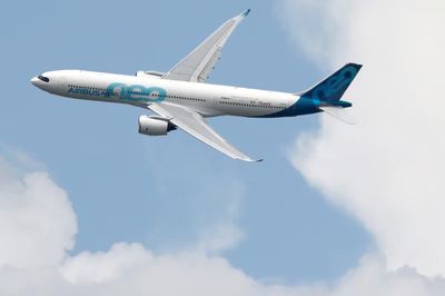 Một hãng bay Trung Quốc mua thêm 25 máy bay Airbus