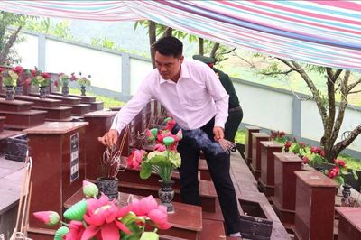 Lấy mẫu ADN, số hóa thông tin hài cốt liệt sĩ tại Nghĩa trang Liệt sĩ Mù Cang Chải