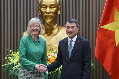 Thủ tướng Lê Minh Hưng tiếp Đại sứ Australia