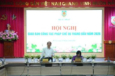 Đẩy mạnh đổi mới, hiện đại hóa công tác pháp chế