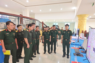 Đẩy mạnh chuyển đổi số, xây dựng LLVT Quân khu 2 cách mạng, chính quy, tinh nhuệ, hiện đại