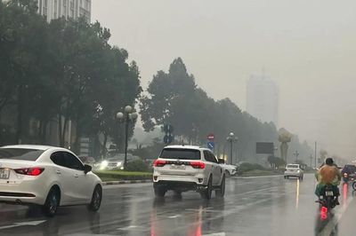 Bắc bộ có nơi mưa trên 300mm, Nam bộ mưa dông chiều tối