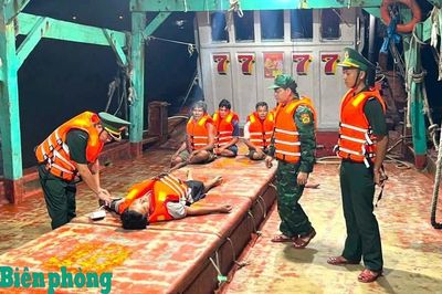 Chủ động kiểm soát địa bàn, kịp thời ứng cứu ngư dân trên biển