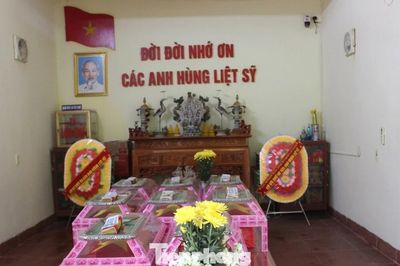 Tìm thấy hai hài cốt liệt sĩ và một mộ tập thể ở Tuyên Quang