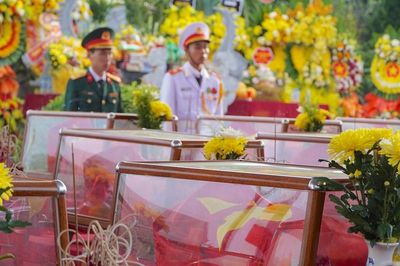 500 ngày đêm gọi tên những người con bất tử