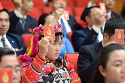 Ban Bí thư thí điểm nhiều thẩm quyền cho đảng ủy cơ sở