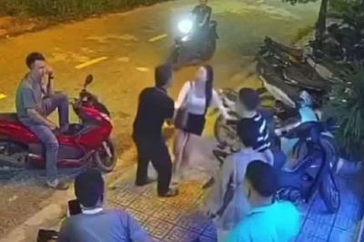 Cô gái bị đánh liên tiếp trước quán karaoke ở Ninh Bình