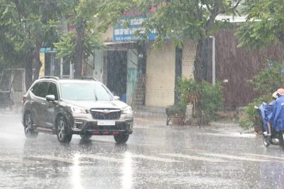 Thời tiết ngày 29/6: Bắc Bộ mưa to cục bộ, Trung Bộ nắng nóng gay gắt