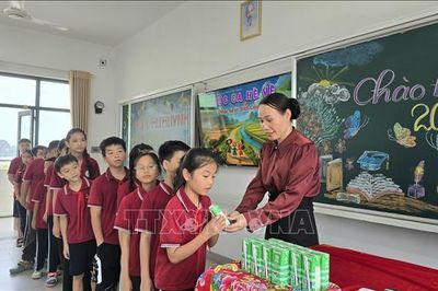 Điểm tựa nhân văn cho thế hệ trẻ - Bài 1: Mỗi ngày đến trường là một ngày vui