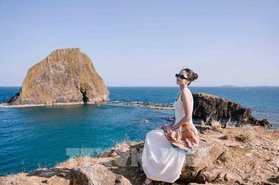 Đắk Lắk đánh thức mỏ vàng du lịch biển - rừng - văn hóa