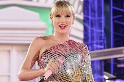 Taylor Swift tiếp tục đối mặt nguy cơ mất quyền kiểm soát loạt hit đình đám