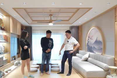 Căn hộ độc đáo, sang trọng tại Hà Nội của nghệ sĩ Trung 'ruồi'