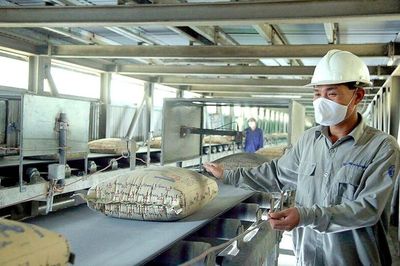 Ngành xi măng kiến nghị 'mềm hóa' phân bổ hạn ngạch khí nhà kính