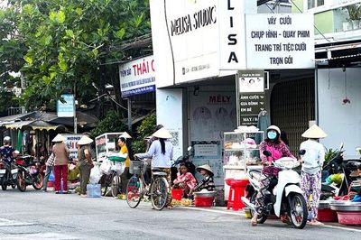 Bài toán vỉa hè đô thị