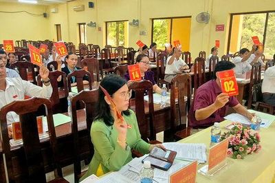 HĐND xã Tri Tôn tổ chức kỳ họp chuyên đề