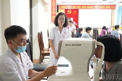 1.679 cán bộ, công chức, viên chức được khám sức khỏe định kỳ