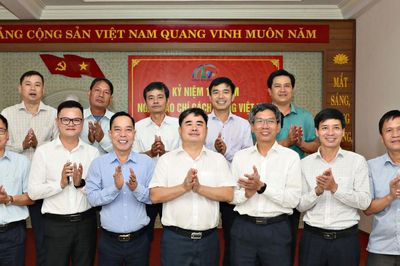 Đoàn công tác Tạp chí Cộng sản làm việc với Báo và Phát thanh, Truyền hình Lâm Đồng