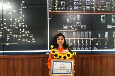 Nữ kỹ sư lan tỏa tinh thần sáng tạo trong chuyển đổi số ngành Điện
