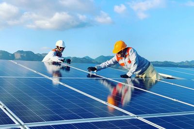 Vì sao điện mặt trời mái nhà vẫn chưa đủ hấp dẫn?