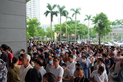 Đông đảo người dân đến xem Quy hoạch Thủ đô Hà Nội tầm nhìn 100 năm