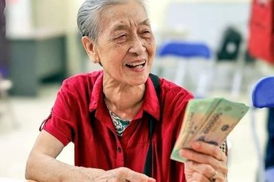 Muốn nhận lương hưu 5 triệu đồng/tháng cần đóng BHXH tự nguyện mức nào?
