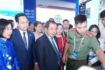 Sáng nay diễn ra hội nghị công bố Quy hoạch tổng thể Thủ đô Hà Nội tầm nhìn 100 năm và xúc tiến đầu tư năm 2026