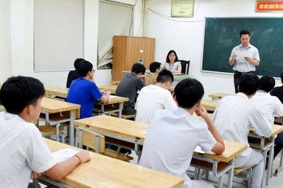 Hà Nội bắt đầu chấm phúc khảo bài thi vào lớp 10