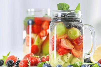 5 loại trái cây thải độc cơ thể tự nhiên và công thức nước detox dễ làm tại nhà