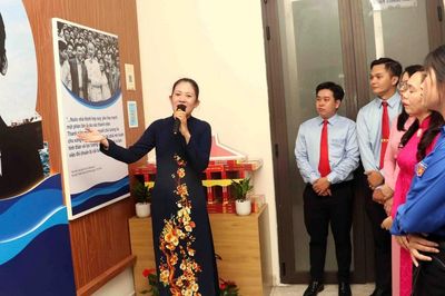 Khánh thành 'Không gian văn hóa Hồ Chí Minh' tại trụ sở UBND TPHCM