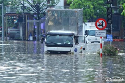 Hà Nội lên kịch bản ứng phó mưa cực đoan, sẵn sàng xử lý 141 điểm ngập