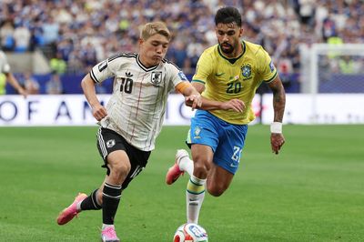 Loạn mắt vì bộ đồ thi đấu trận Brazil - Nhật