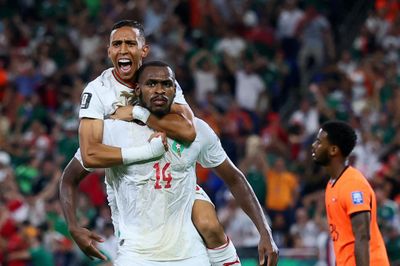 Morocco quật ngã Hà Lan trên chấm luân lưu sau 120 phút nghẹt thở