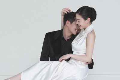 Ảnh cưới của cựu thành viên T-ara và chồng doanh nhân