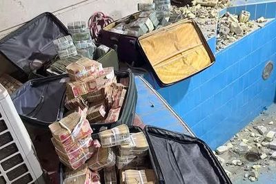 Phát hiện 14 triệu USD giấu trong tường nhà Thứ trưởng Dầu mỏ Iraq