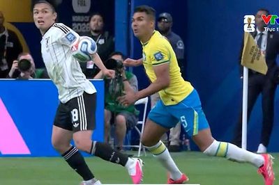 Ghi bàn phút bù giờ, tuyển Brazil giành chiến thắng kịch tính trước Nhật Bản