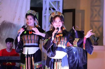Rộn ràng đêm nghệ thuật vùng cao Sủng Máng