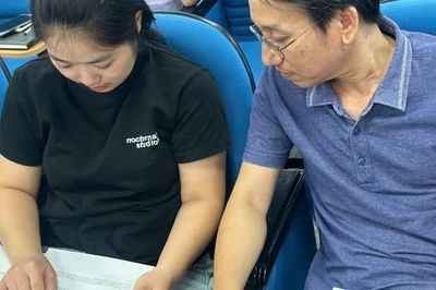 Đề xuất giảm tiền mua BHYT hộ gia đình, miễn phí cho người từ 60 tuổi