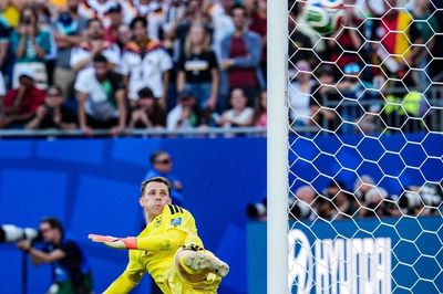 Thủ môn Neuer giã từ tuyển Đức sau cú sốc tại World Cup 2026