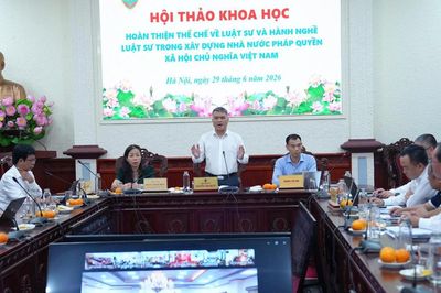 Đề xuất xây dựng cơ chế bảo vệ vị trí độc lập của luật sư trong hoạt động tố tụng