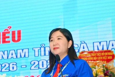 Chị Nguyễn Thị Thúy Duy làm Chủ tịch Hội LHTN Việt Nam tỉnh Cà Mau khóa I
