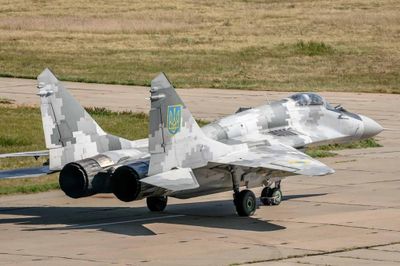 Ba Lan hủy việc gửi máy bay cho Ukraine, Nga tuyên bố đạt bước tiến ở Lyman