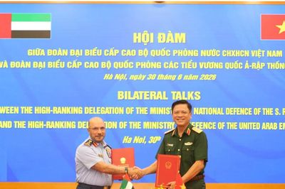 Việt Nam và UAE ký Bản ghi nhớ hợp tác công nghiệp quốc phòng