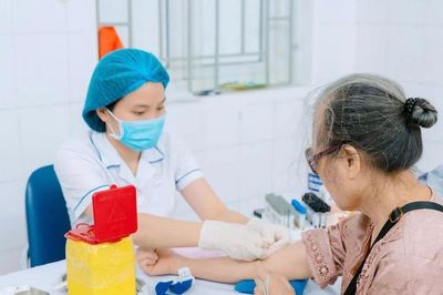 Từ 1-2/7, Hà Nội đồng loạt khám sức khỏe định kỳ miễn phí cho người dân tại 49 xã, phường