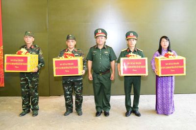 Thượng tướng Lê Quang Minh kiểm tra chiến dịch tìm kiếm liệt sĩ