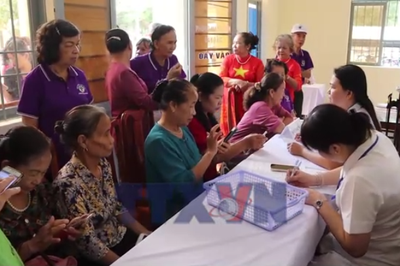 Trụ sở dôi dư thành mô hình chăm sóc sức khỏe người cao tuổi