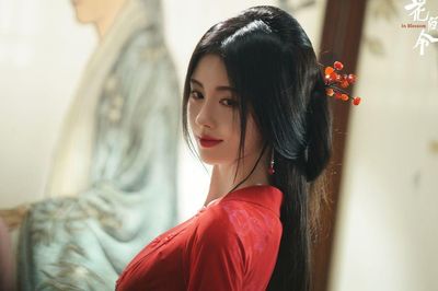 Top 10 nữ diễn viên Hoa ngữ xuất sắc nhất theo bình chọn trực tuyến