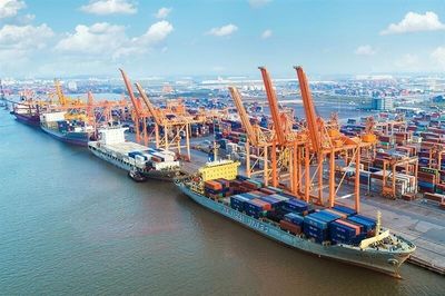 Nghị quyết 10-NQ/TW mở đường xây dựng thương hiệu quốc gia về đầu tư Việt Nam